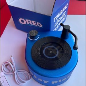 Oreo DJ music box, promotional item